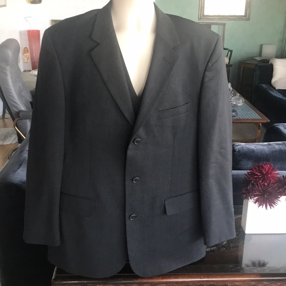 Quality 3 piece suit:  Linea Juomo